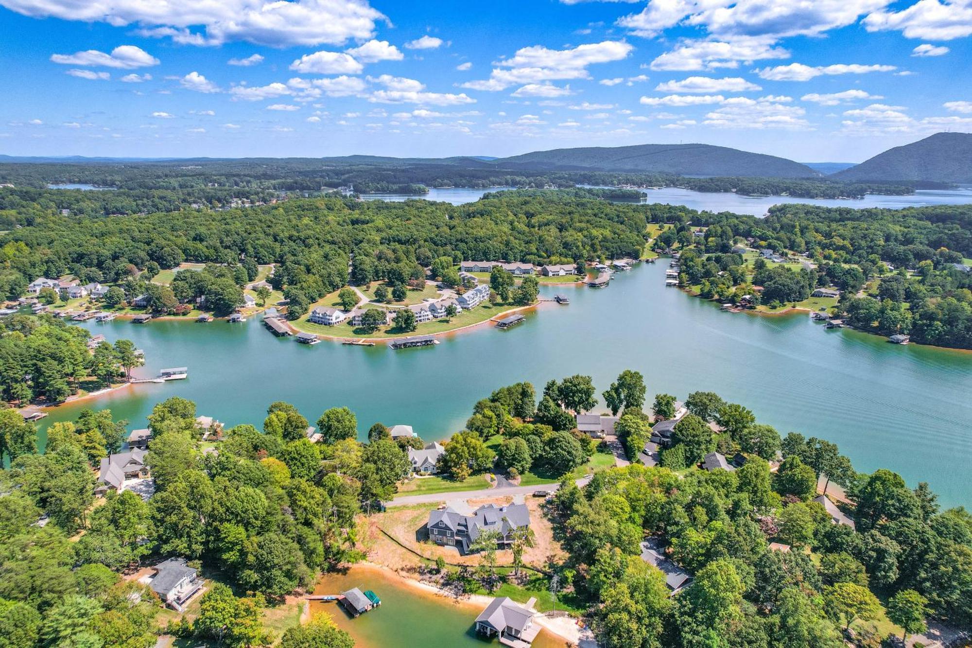 Smith Mountain Lake Retreat With Private Beach! Huddleston Екстер'єр фото
